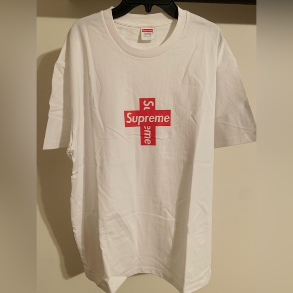 Supreme Cross Box Logo Tee FW20 White Size LARGE- NEW - Picture 3 of 5
